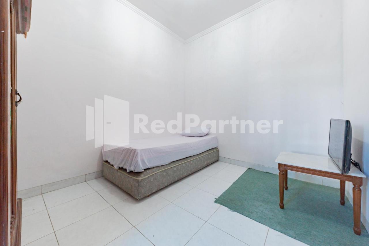 Biru Homestay Bandung Mitra Reddoorz Zewnętrze zdjęcie